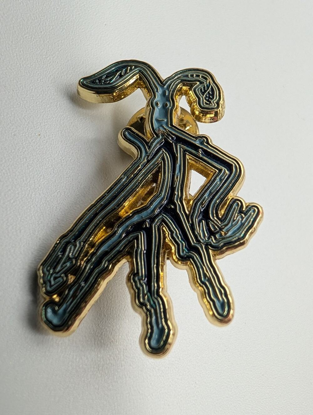 WBEI Warner Bros Stylized Superhero Bowtruckle Fantastic Beasts Enamel Pinback